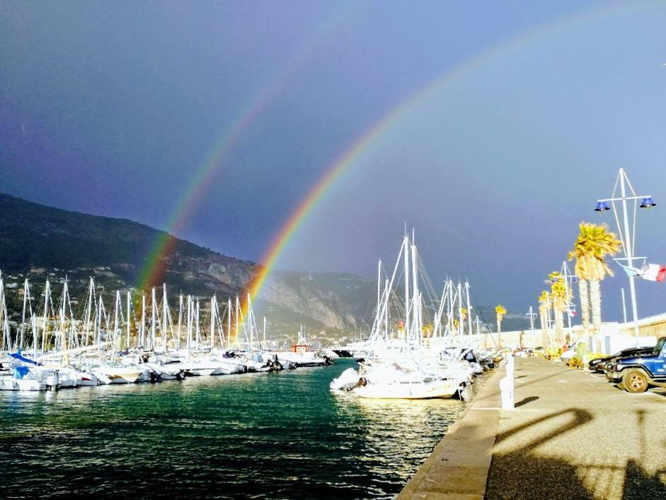 Menton 2 Pieces Climatise A Cote De La Plage Rue Palmaro 外观 照片